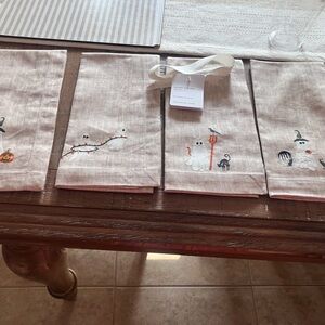 Pottery Barn Halloween Embroidered Linen Napkins - Tan and White